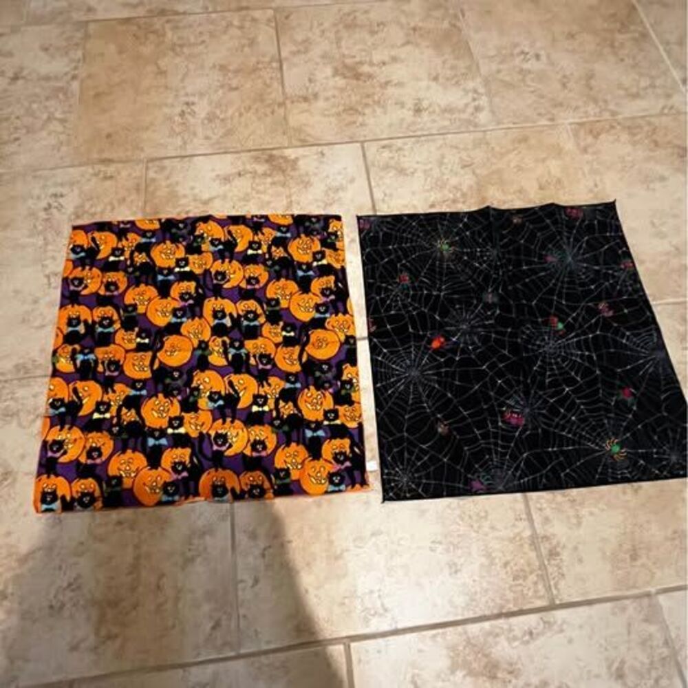 Set of 2 Vintage-Style Halloween Bandanas Cotton Black Cats Pumpkins Spiderweb
